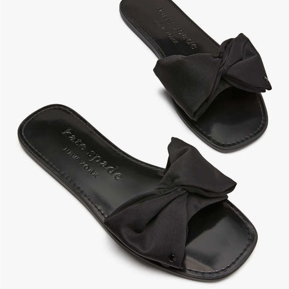 Kate Spade Bikini Bow Sandals Slides Shoe Satin Black Patent sz 6.5B New York